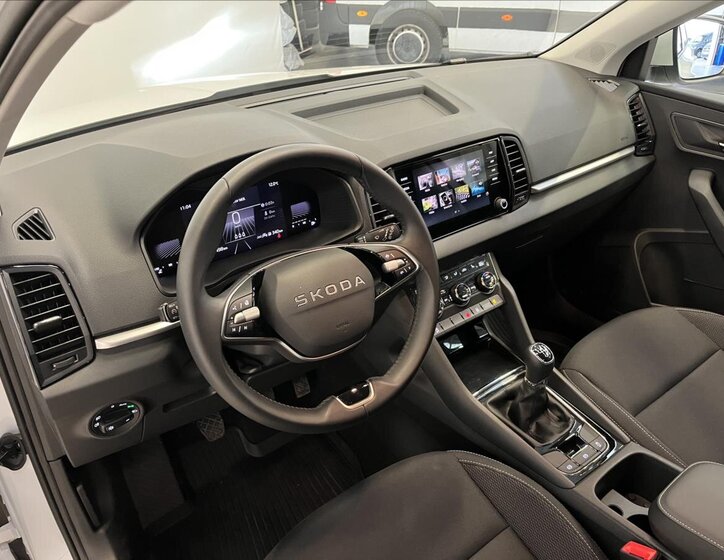 Škoda Karoq SUV 1,5 l 110 kw