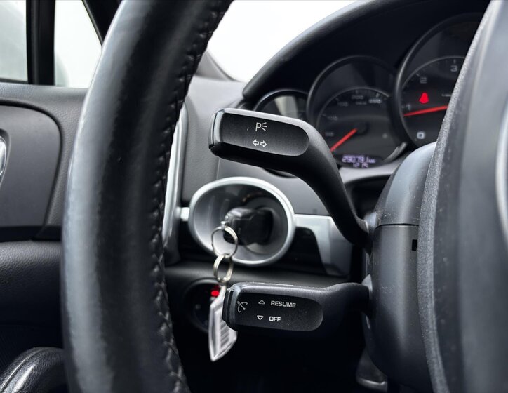 Porsche Cayenne SUV / Terénní 3,0 l 155 kw