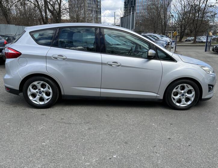 Ford C-MAX 19