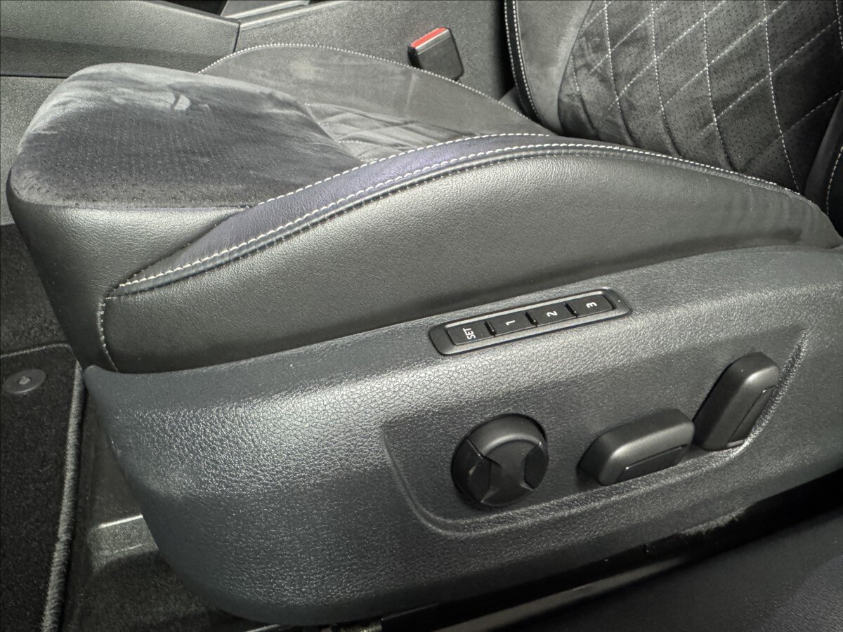 Škoda Superb Kombi 2,0 l 140 kw