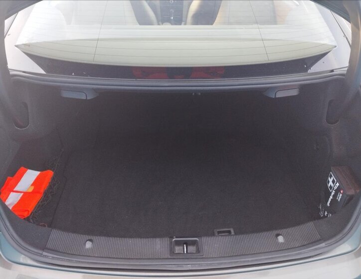 Mercedes-Benz Třídy E Kupé 3,0 l 170 kw