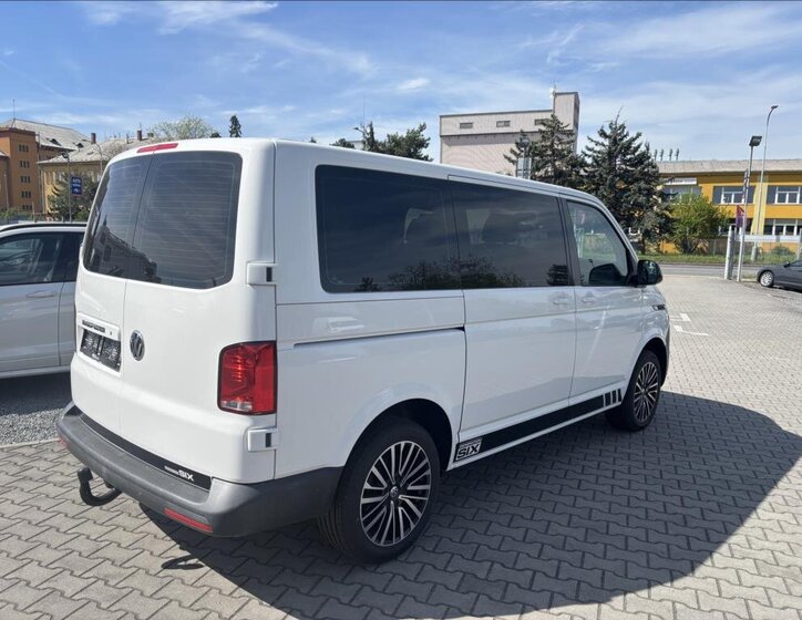 Volkswagen Transporter Kombi 2,0 l 110 kw