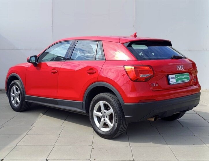 Audi Q2 SUV / Terénní 999,0 85 kw