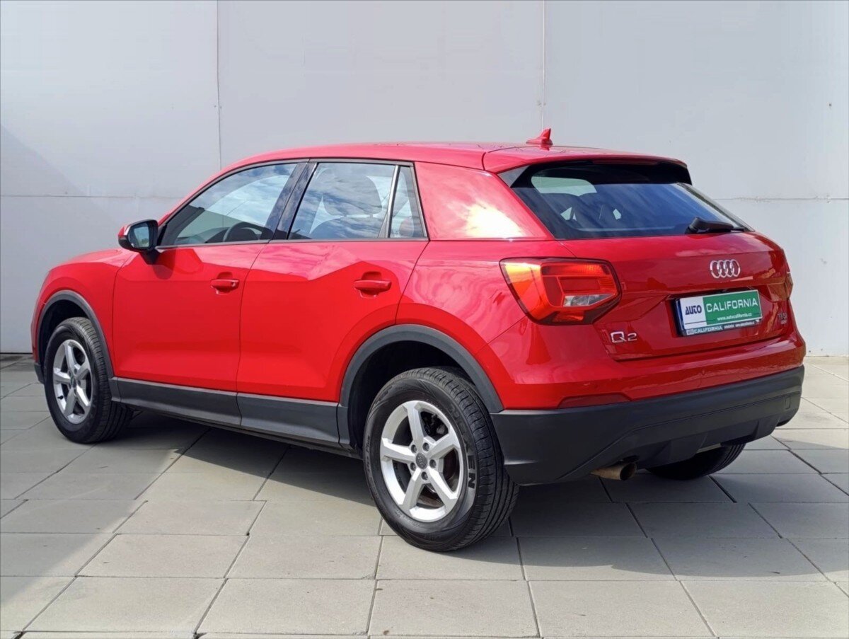 Audi Q2 SUV / Terénní 999,0 85 kw