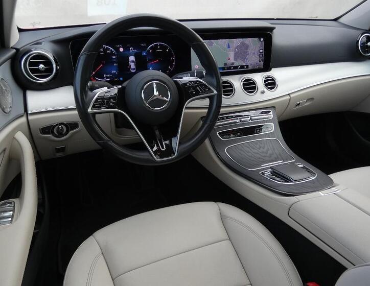 Mercedes-Benz Třídy E 5