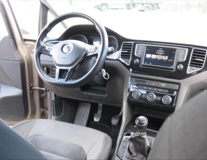 Volkswagen Golf Sportsvan 11