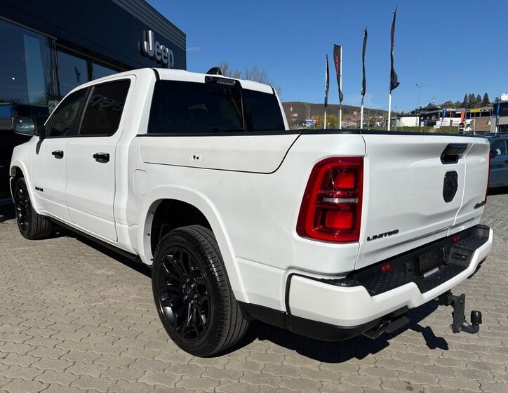 Dodge RAM Pick-up 3,0 l 403 kw