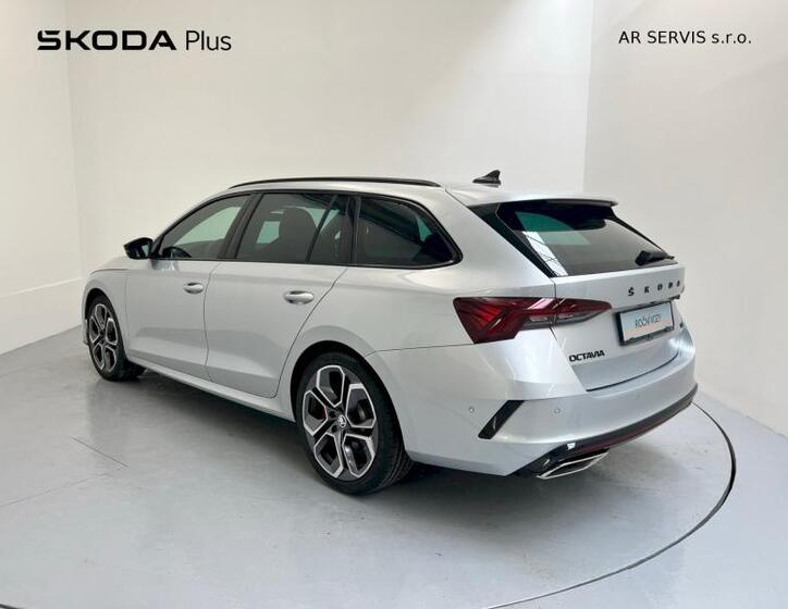 Škoda Octavia Kombi 2,0 l 180 kw