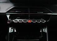 Peugeot 2008 SUV / Terénní 1,2 l 74 kw