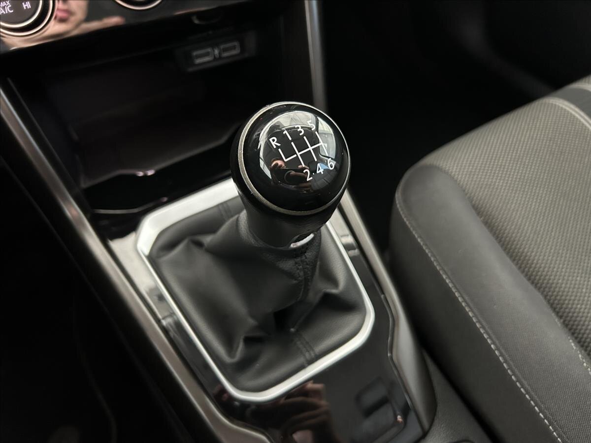 Volkswagen T-Roc SUV 2,0 l 110 kw
