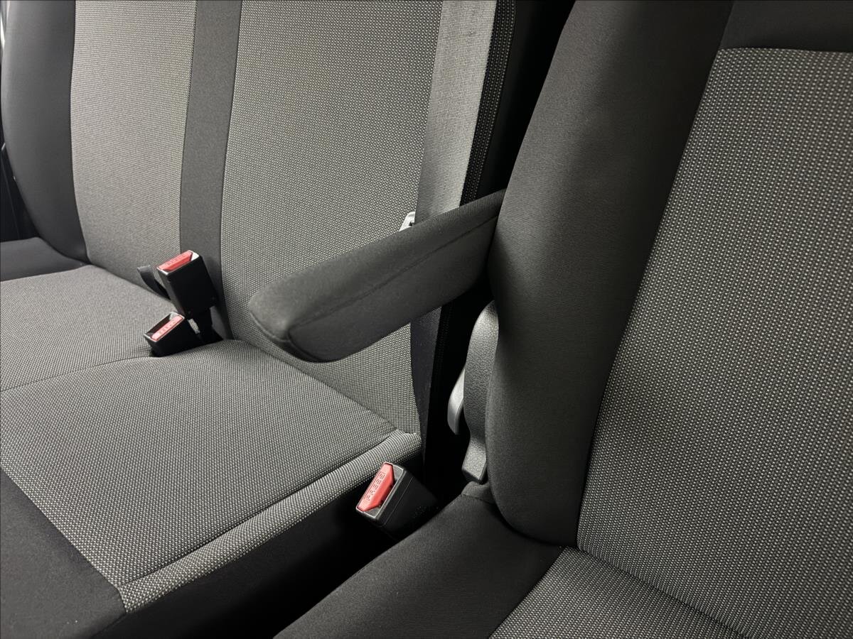 Peugeot Expert Skříň 2,0 l 106 kw