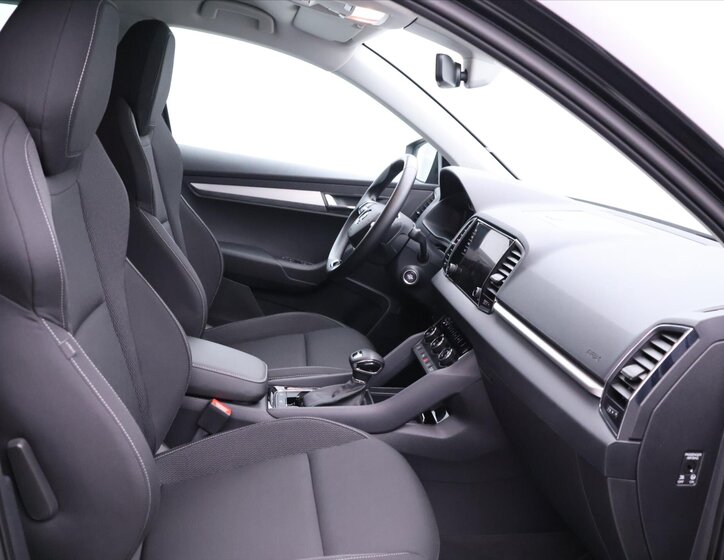 Škoda Karoq SUV / Terénní 2,0 l 85 kw