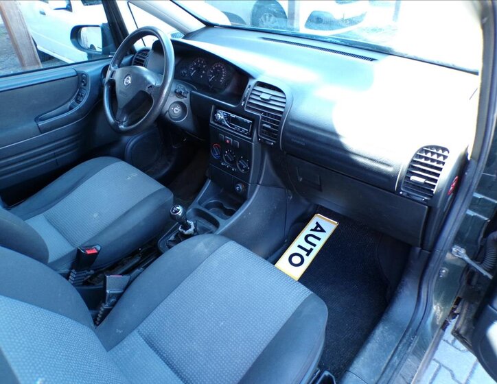 Opel Zafira MPV 1,6 l 74 kw
