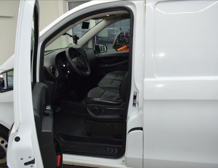 Mercedes-Benz Vito Skříň 2,0 l 120 kw