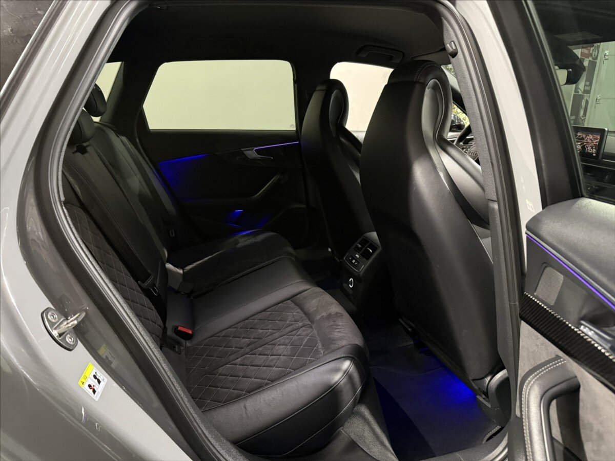 Audi RS 4 Kombi 2,9 l 331 kw