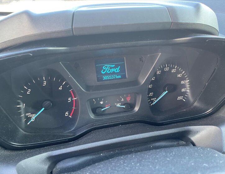 Ford Tourneo Custom Kombi 2,0 l 96 kw