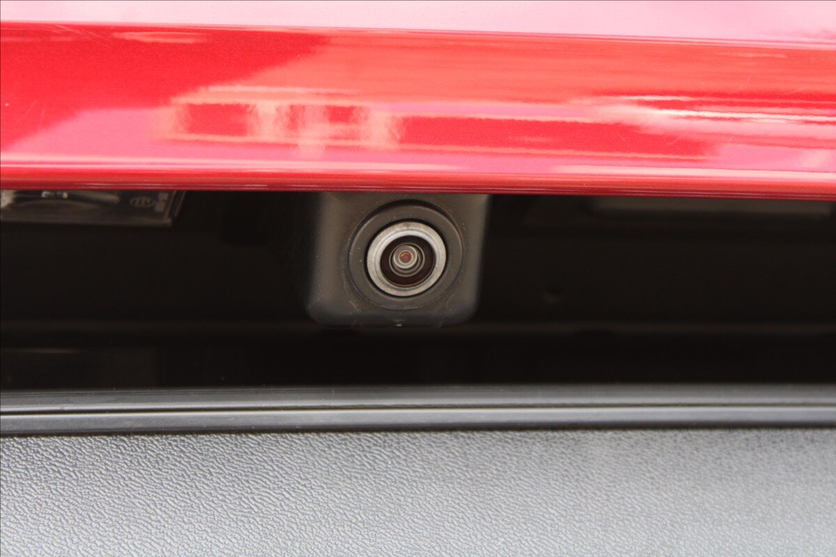 Opel Grandland SUV 1,2 l 96 kw