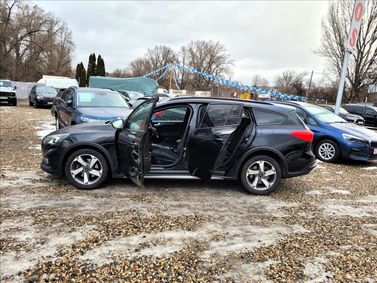 Ford Focus Kombi 1,5 l 88 kw