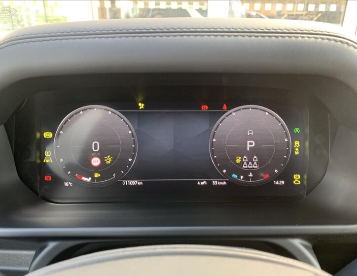 Land Rover Defender SUV 3,0 l 221 kw