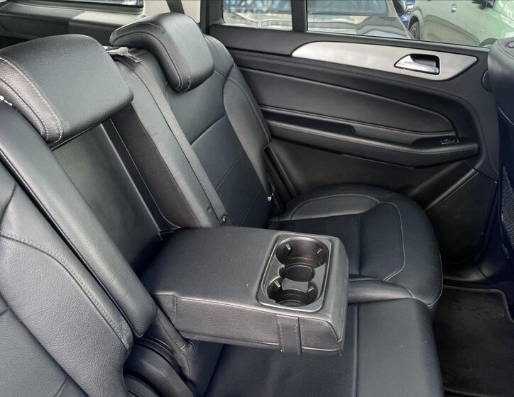 Mercedes-Benz GLS 22