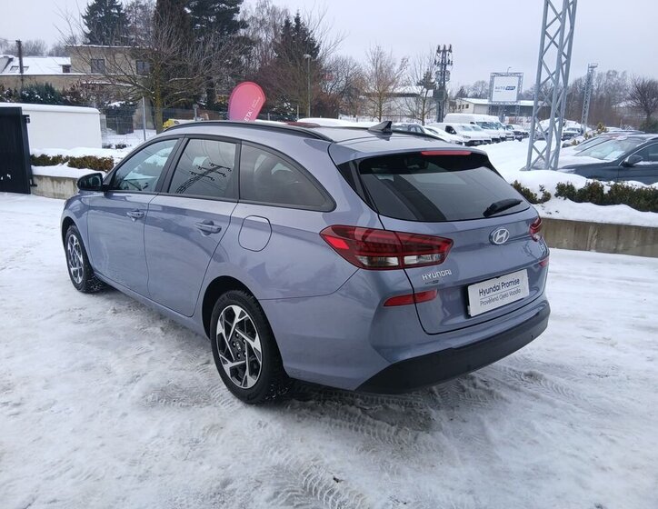 Hyundai i30 4