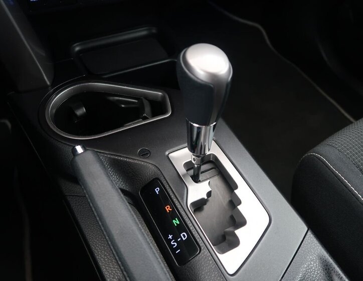 Toyota RAV4 SUV / Terénní 2,5 l 114 kw