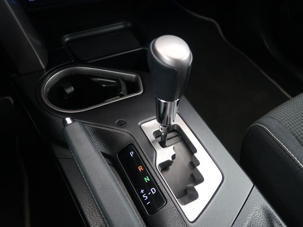 Toyota RAV4 SUV / Terénní 2,5 l 114 kw