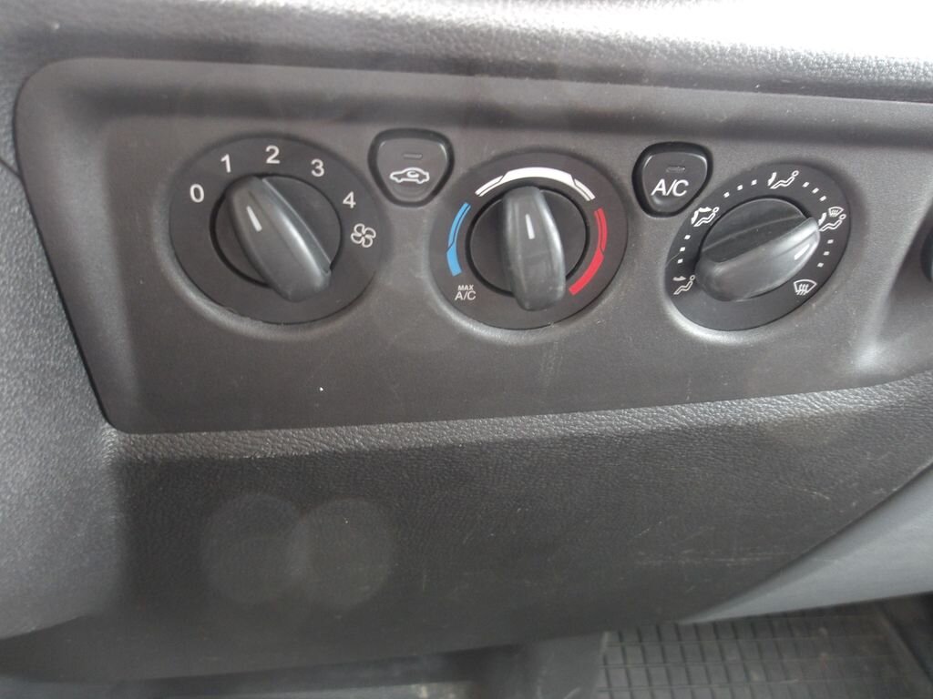 Ford Transit Skříň 2,2 l 114 kw