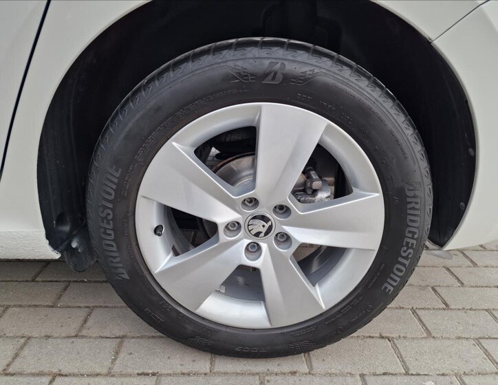 Škoda Scala Hatchback 999,0 81 kw