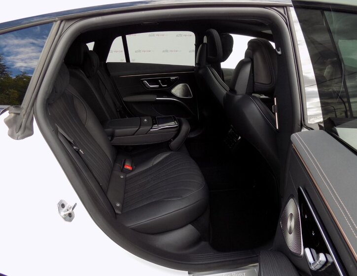 Mercedes-Benz EQS 19