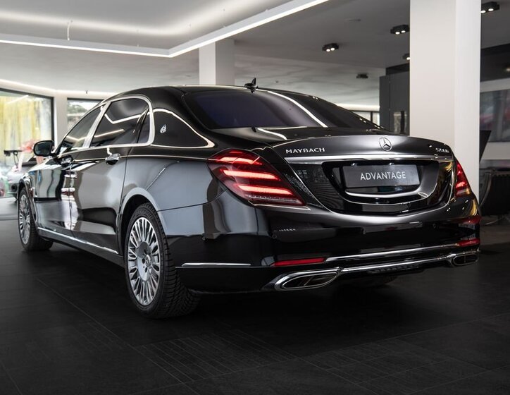 Mercedes-Benz Třídy S Sedan / Limuzína 4,0 l 345 kw