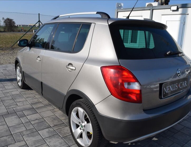 Škoda Fabia Hatchback 1,6 l 55 kw