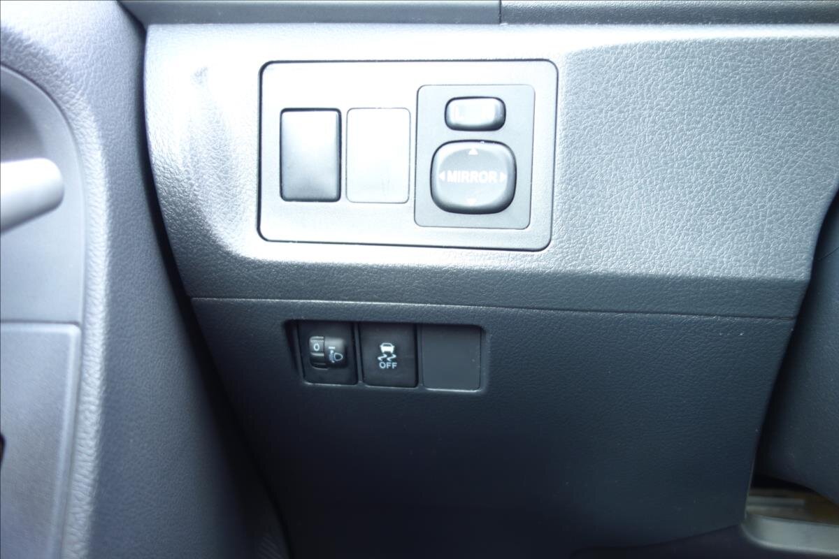 Toyota Verso MPV 1,6 l 97 kw