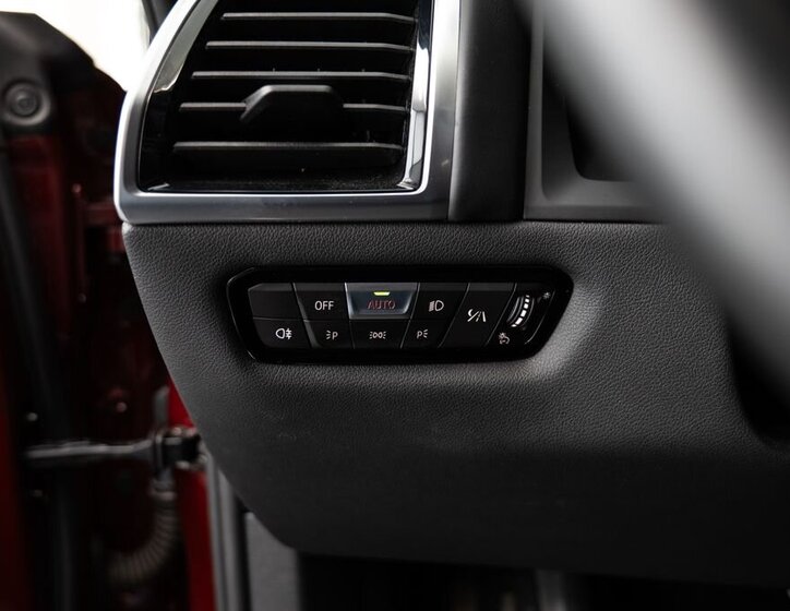 BMW Řada 8 Kupé 4,4 l 390 kw