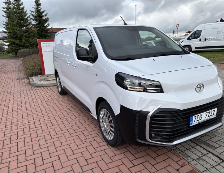 Toyota ProAce Skříň 2,0 l 106 kw