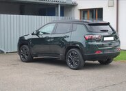 Jeep Compass SUV / Terénní 1,3 l 110 kw