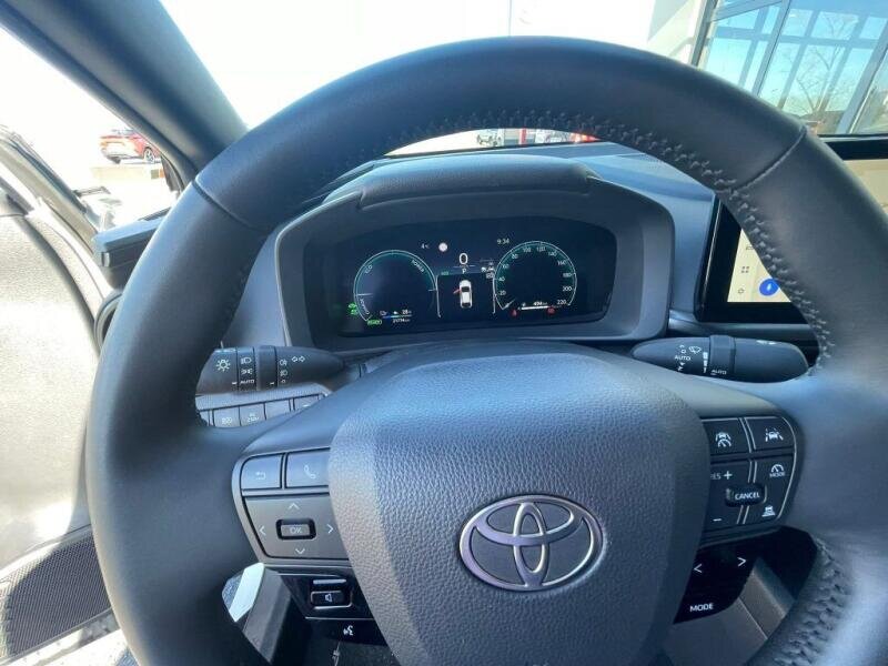 Toyota C-HR SUV / Terénní 2,0 l 112 kw