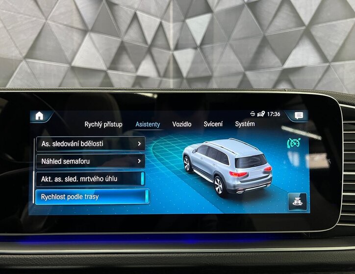 Mercedes-Benz GLS SUV / Terénní 4,0 l 360 kw