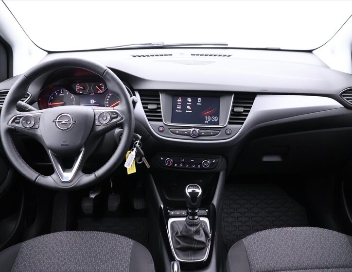 Opel Crossland X 27