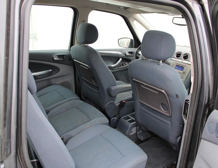 Ford Galaxy Kombi 1,8 l 92 kw