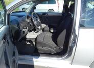 Volkswagen New Beetle 9