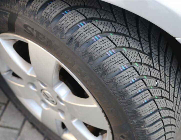 Volkswagen Golf Kombi 1,6 l 77 kw