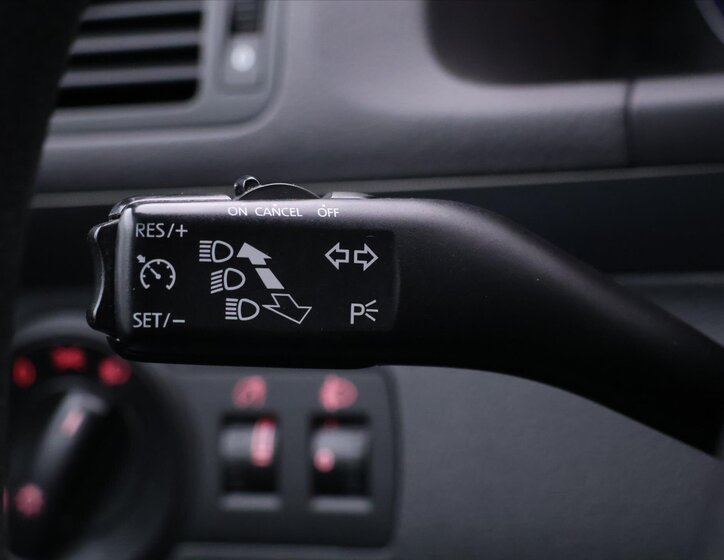 Volkswagen Touran MPV 1,9 l 77 kw