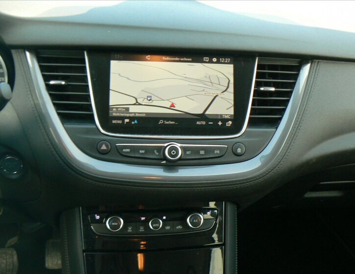 Opel Grandland X SUV / Terénní 1,2 l 96 kw