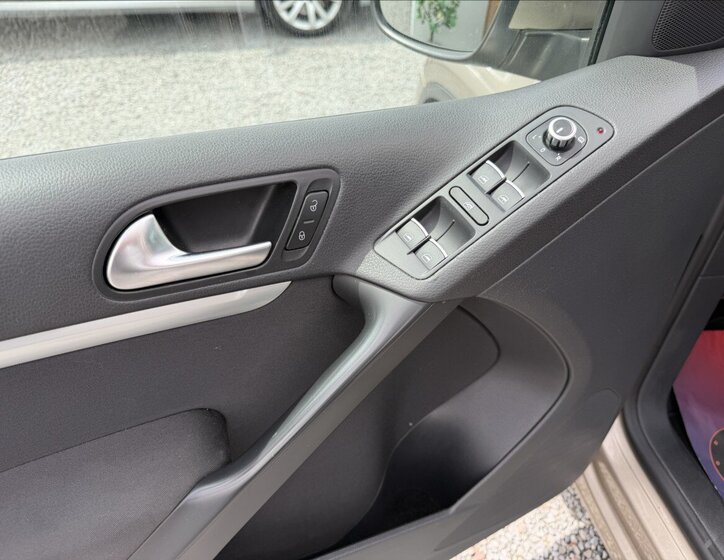 Volkswagen Tiguan SUV / Terénní 2,0 l 81 kw