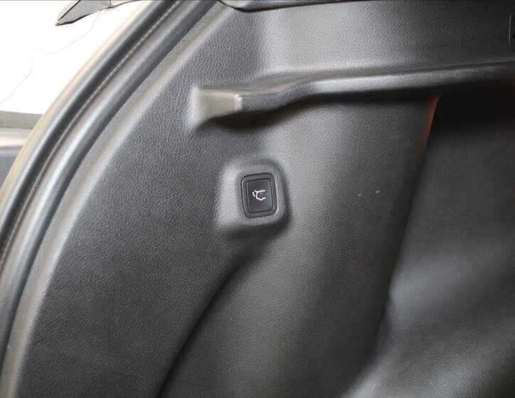 Jeep Compass SUV / Terénní 1,3 l 110 kw