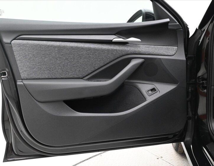 Škoda Superb Kombi 1,5 l 110 kw