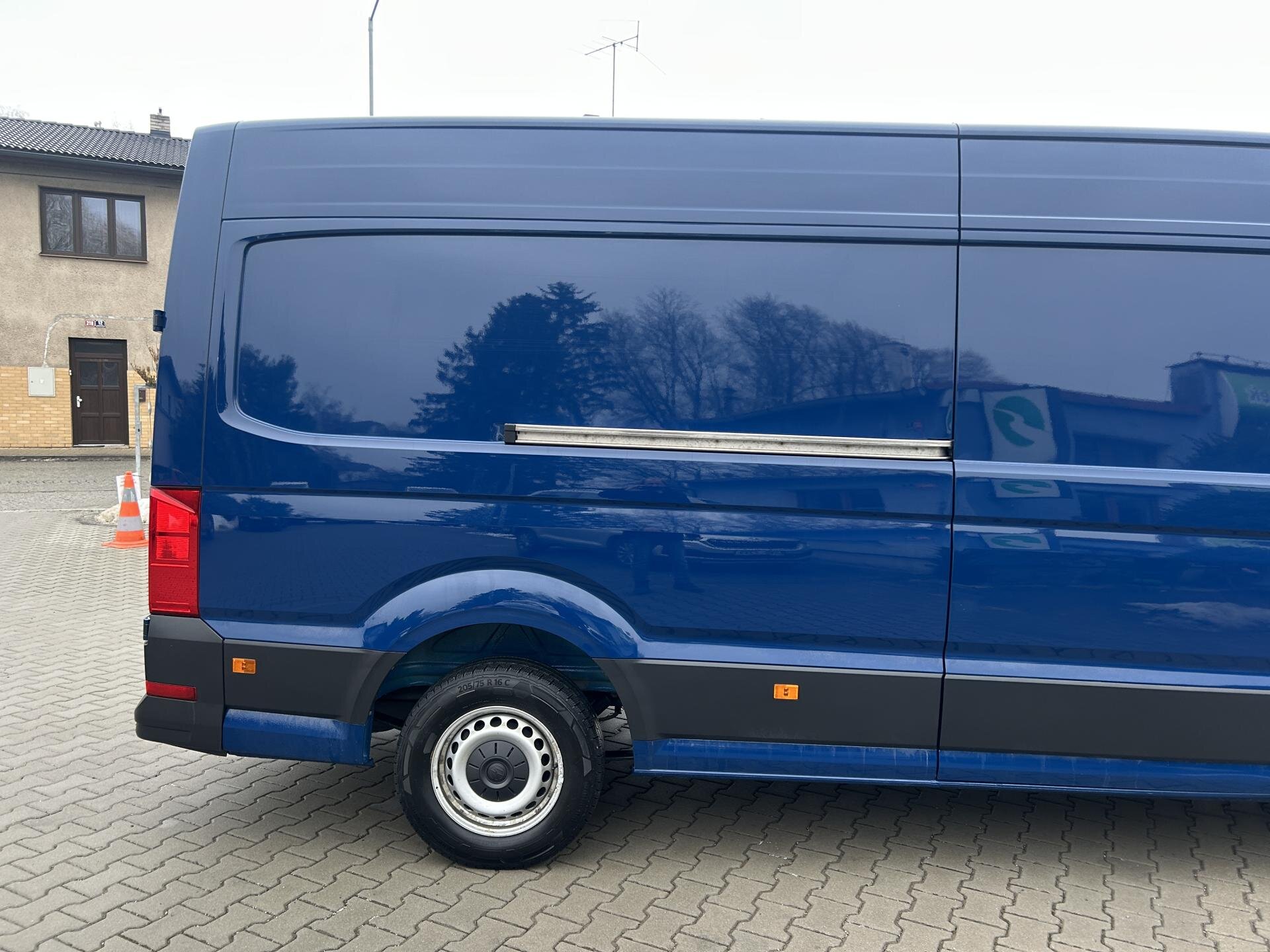 Volkswagen Crafter Užitková 2,0 l 103 kw
