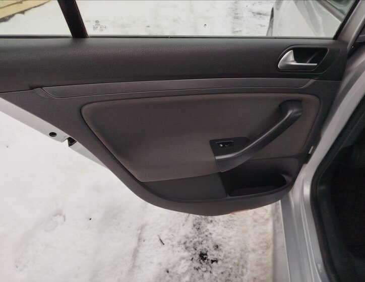 Volkswagen Golf Kombi 1,9 l 77 kw