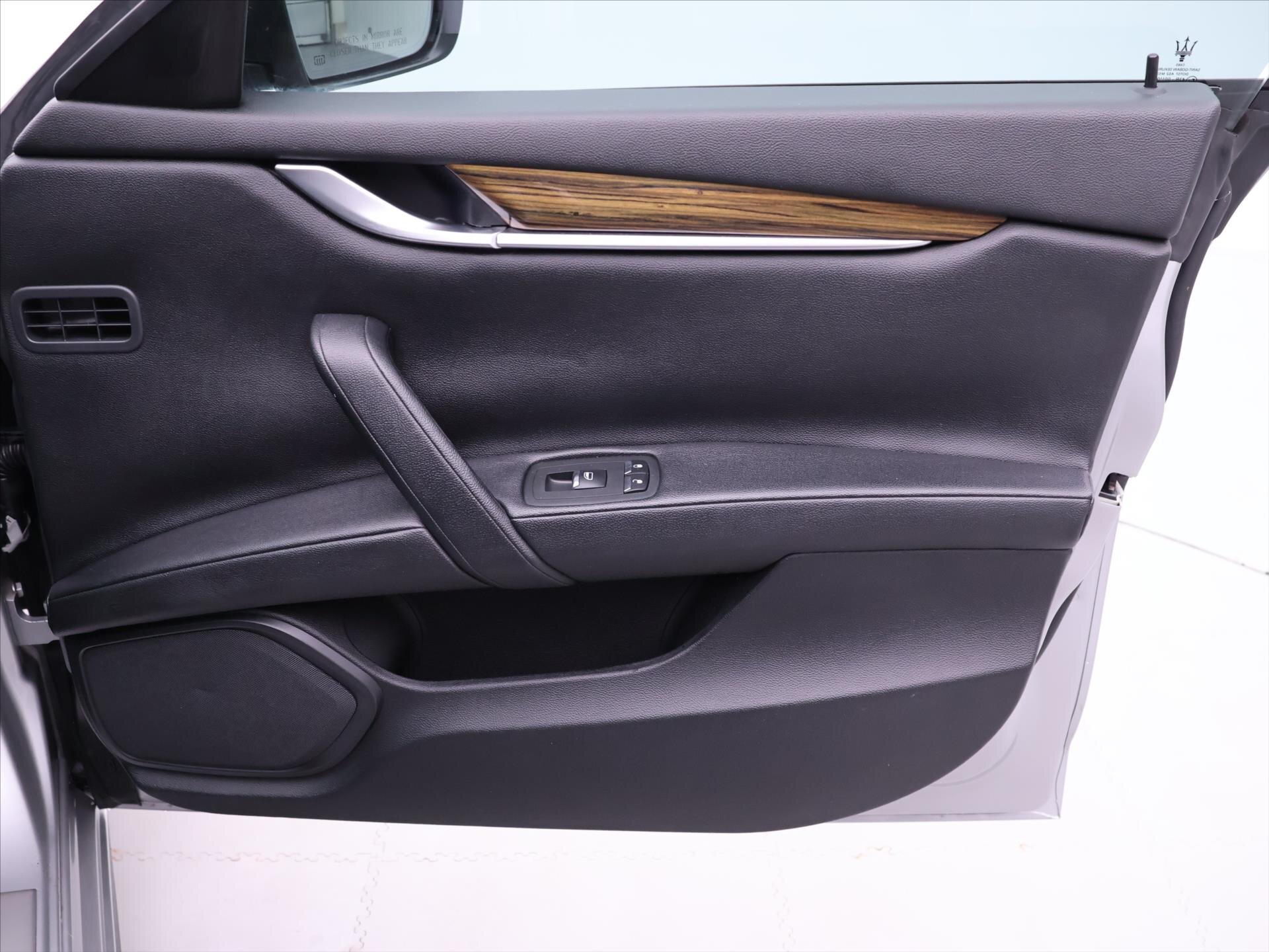 Maserati Ghibli Sedan 3,0 l 302 kw